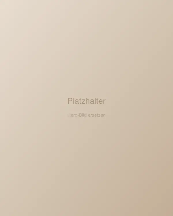 Rainer Junker behandelt einen Patienten in seiner Physiotherapie-Praxis in Ganderkesee